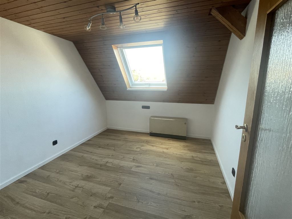 Schlafzimmer 1. DG