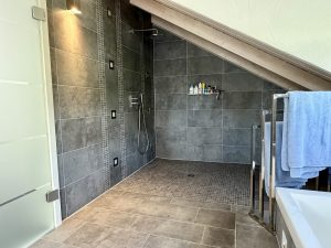 offene Regendusche