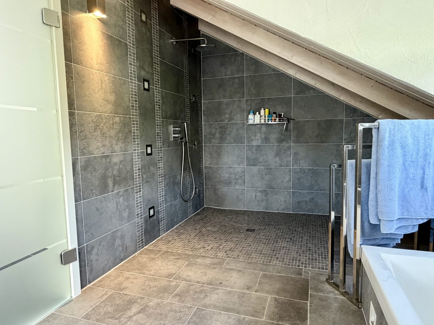 offene Regendusche
