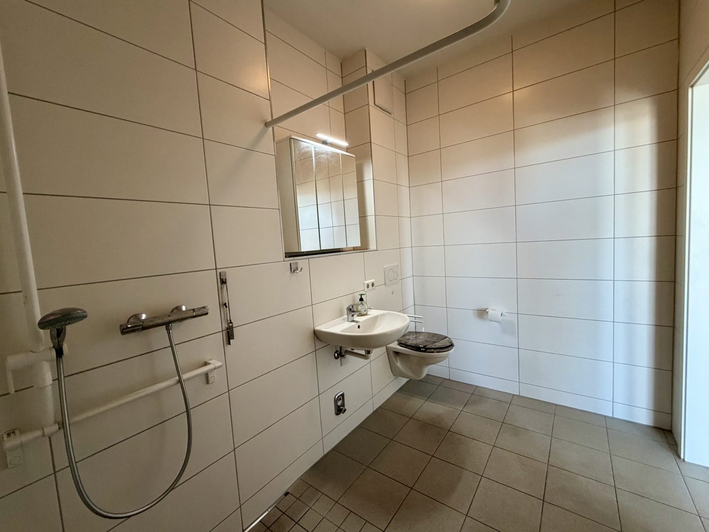 Bad/ WC